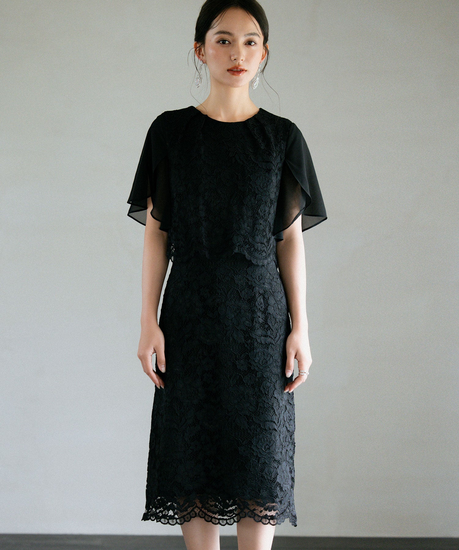 結婚式・お呼ばれ対応セットアップ風デザインフリルスリーブレースパーティドレスcy88190-s-black