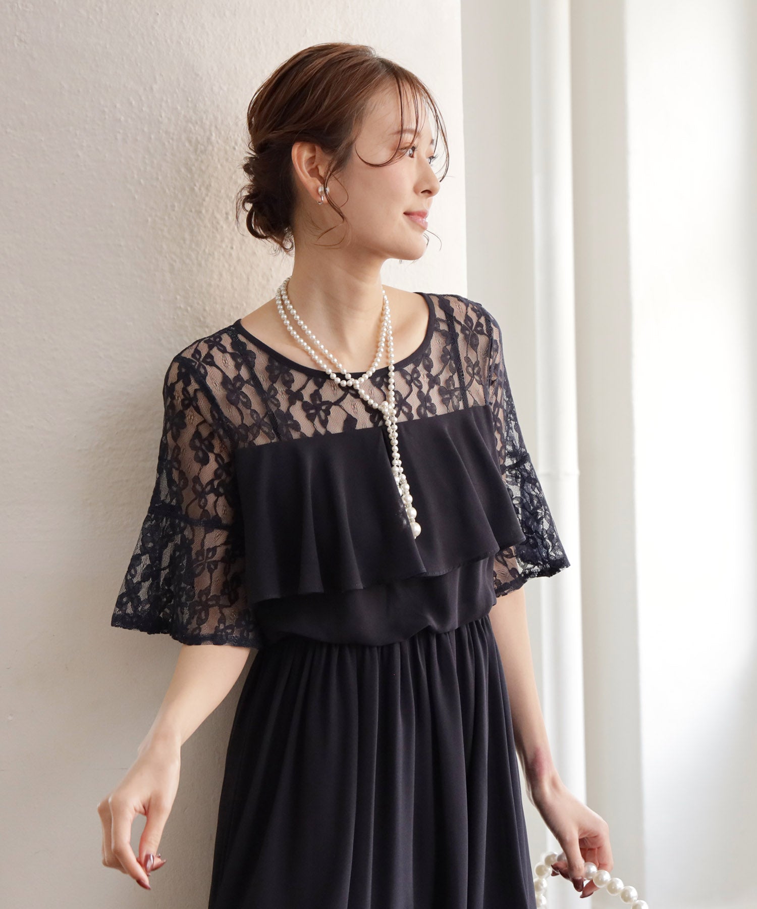 胸元フリルのレースドレス・結婚式ワンピース・お呼ばれパーティードレスcy88202