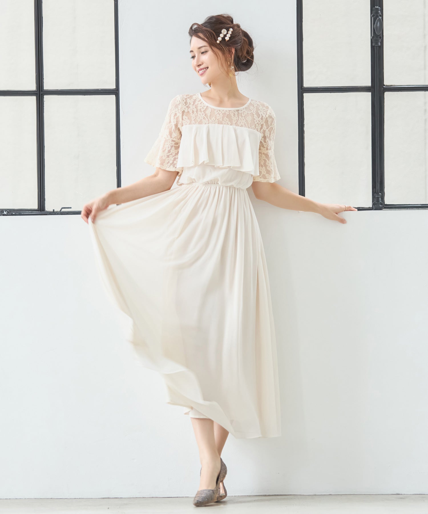 胸元フリルのレースドレス・結婚式ワンピース・お呼ばれパーティードレスcy88202