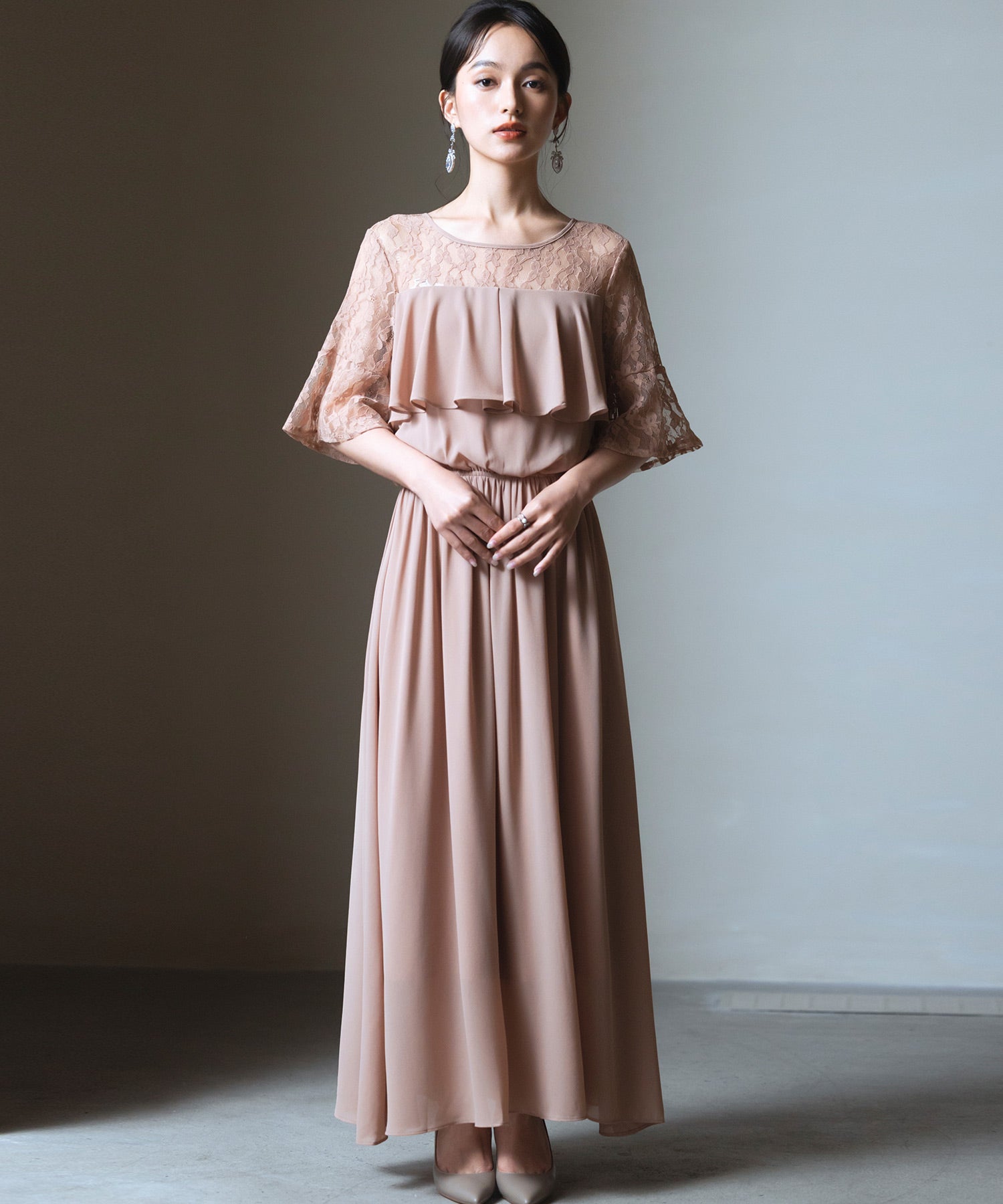 胸元フリルのレースドレス・結婚式ワンピース・お呼ばれパーティードレスcy88202