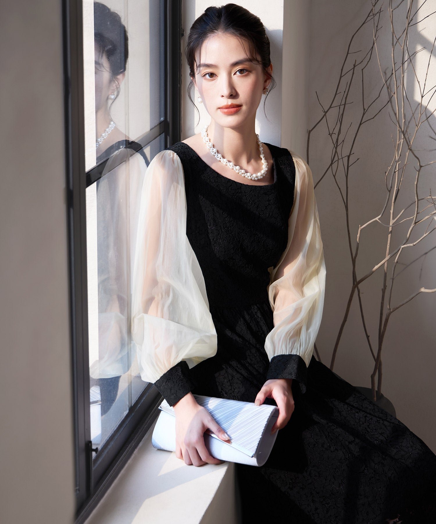 レースとシアー素材を切り替えた大人ドレスワンピースcy88620 ブラック