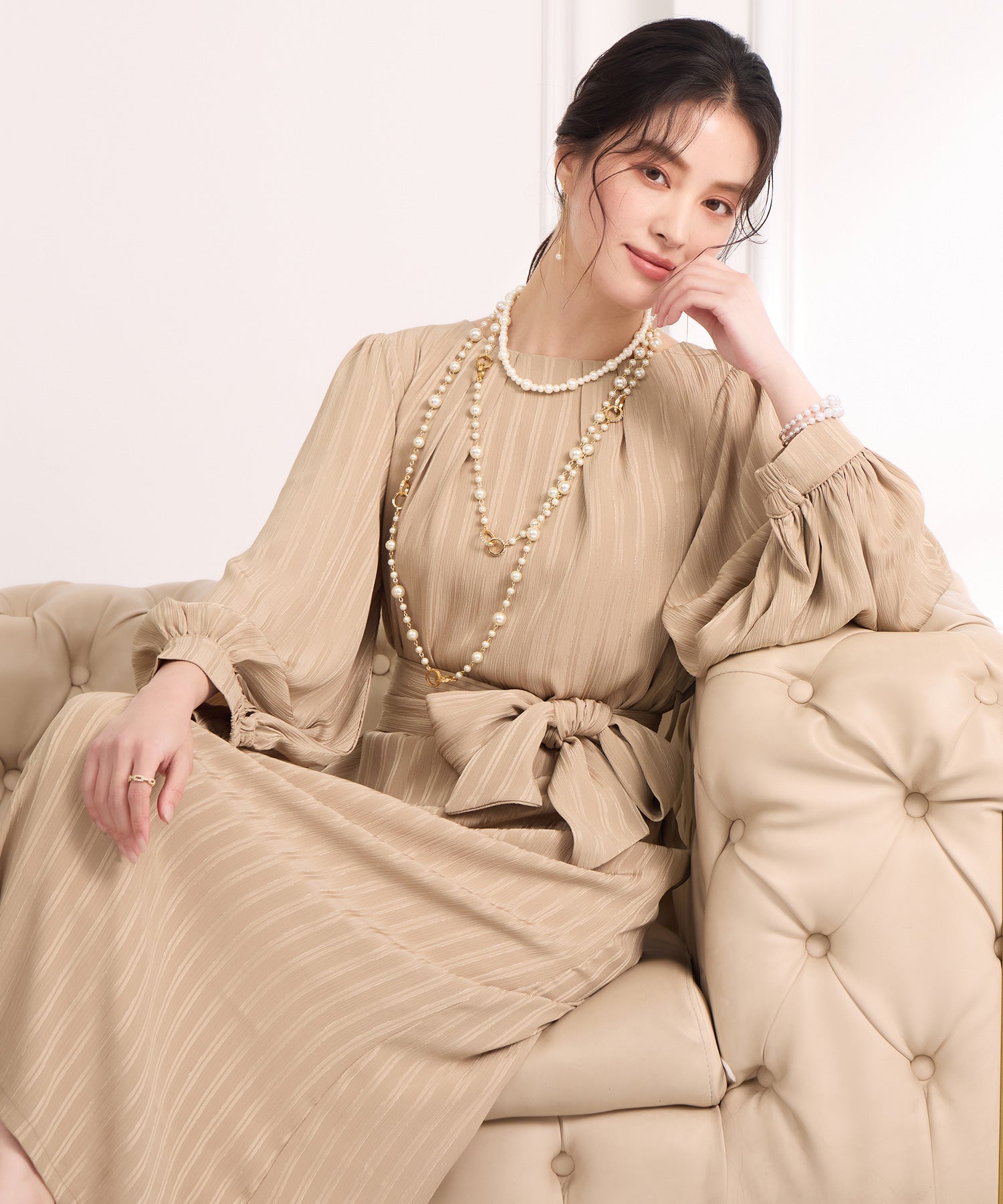 ウエストリボン付き美シルエットドレスcy88651 ベージュ