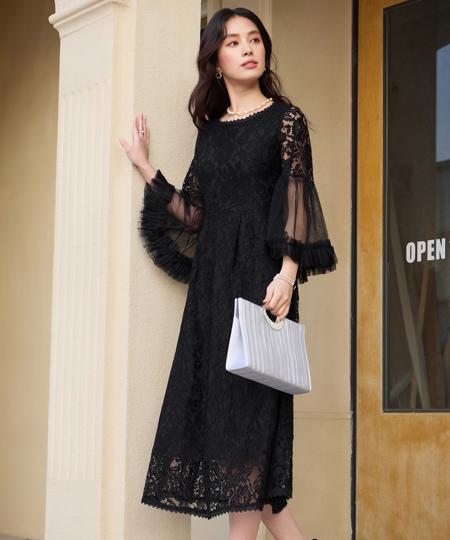 透け袖レースのこなれパーティードレスcy88653 ブラック