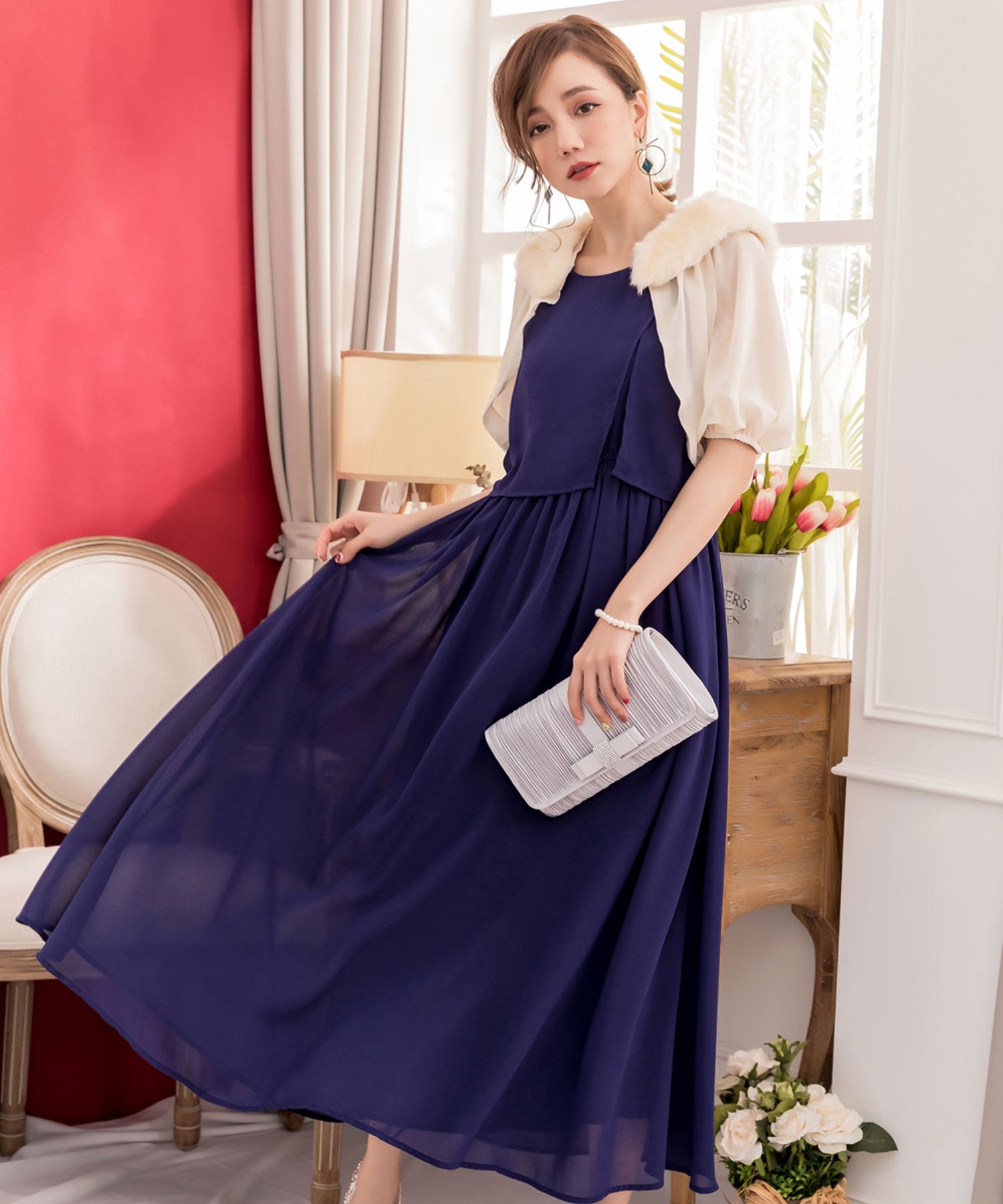 【結婚式・お呼ばれに使えるパーティーバッグ】ビジューラディアルサテンプリーツクラッチバッグcyb5528