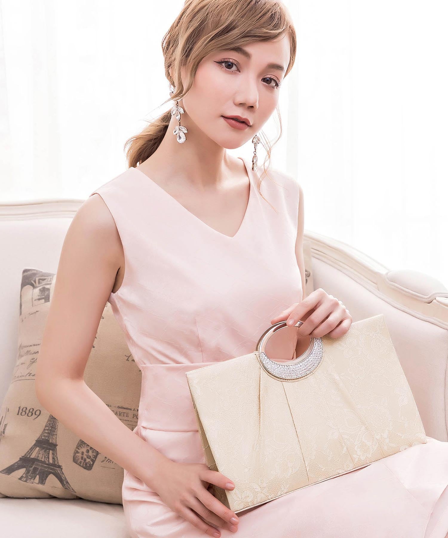 【結婚式・お呼ばれに使えるパーティーバッグ】フラワーレースプリーツパーティーハンドバッグcyb5535