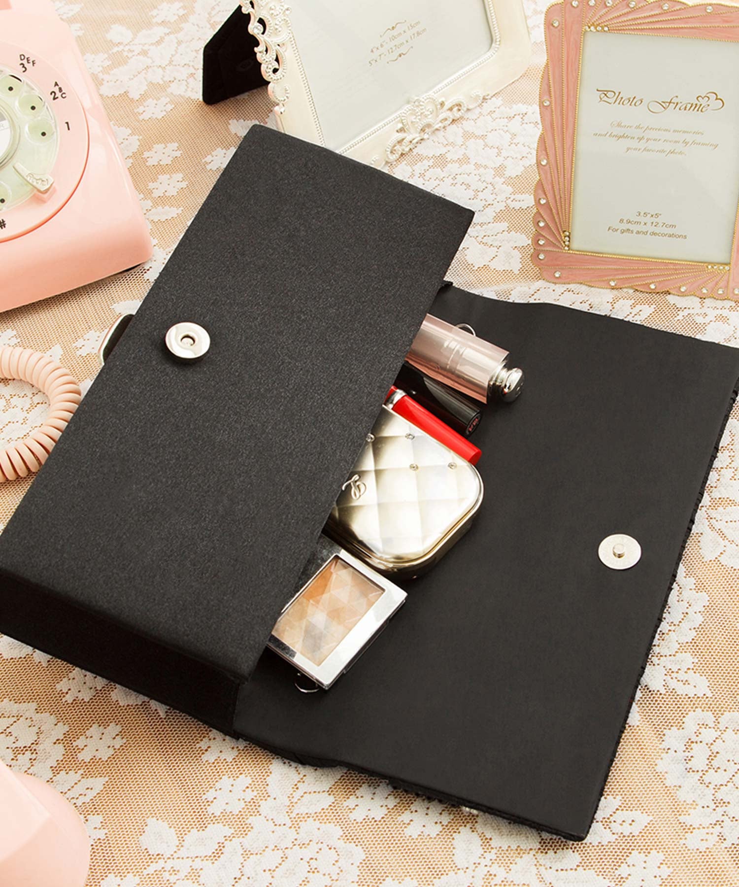【結婚式・お呼ばれに使えるパーティーバッグ】プリーツパールビジュークラッチバッグcyb5539