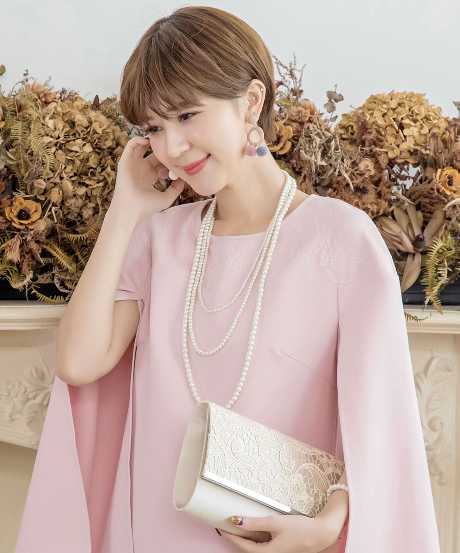 【結婚式・お呼ばれに使えるパーティーバッグ】メタルフレーム×レース刺繍パーティクラッチバッグcyb5560