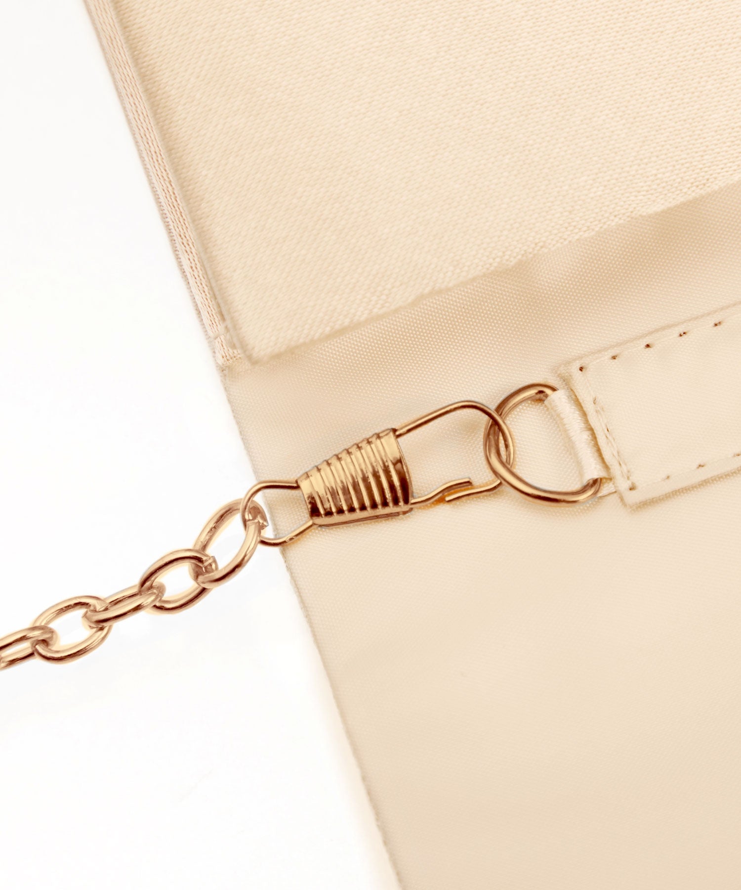 【結婚式・お呼ばれに使えるパーティーバッグ】レース&メタルフレームクラッチバッグcyb5573