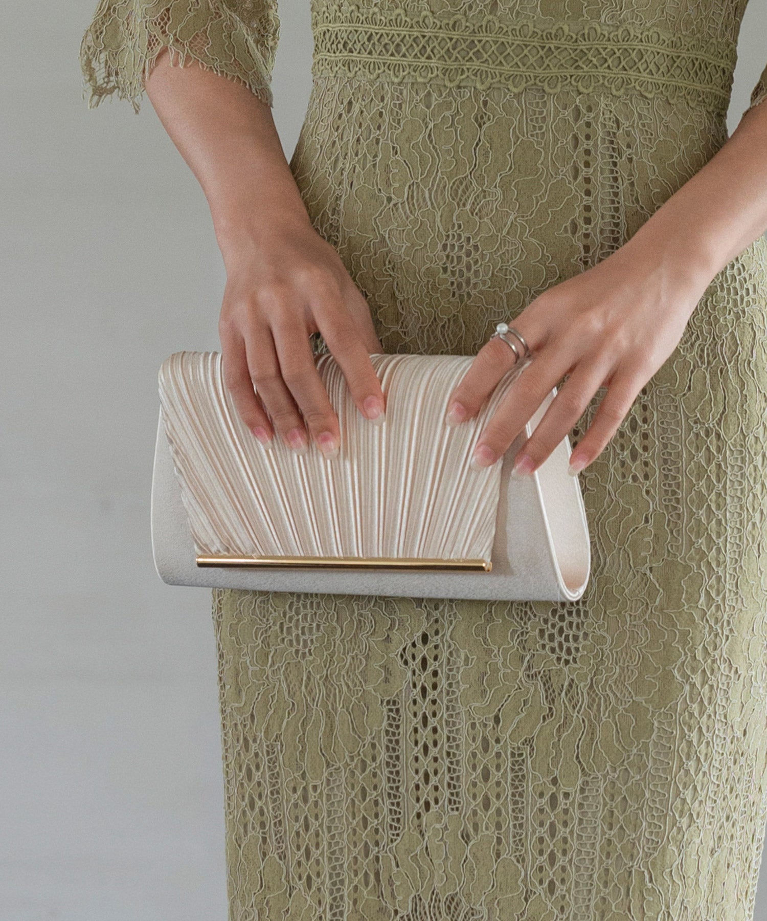 プリーツサテンパーティークラッチバッグcyb5587