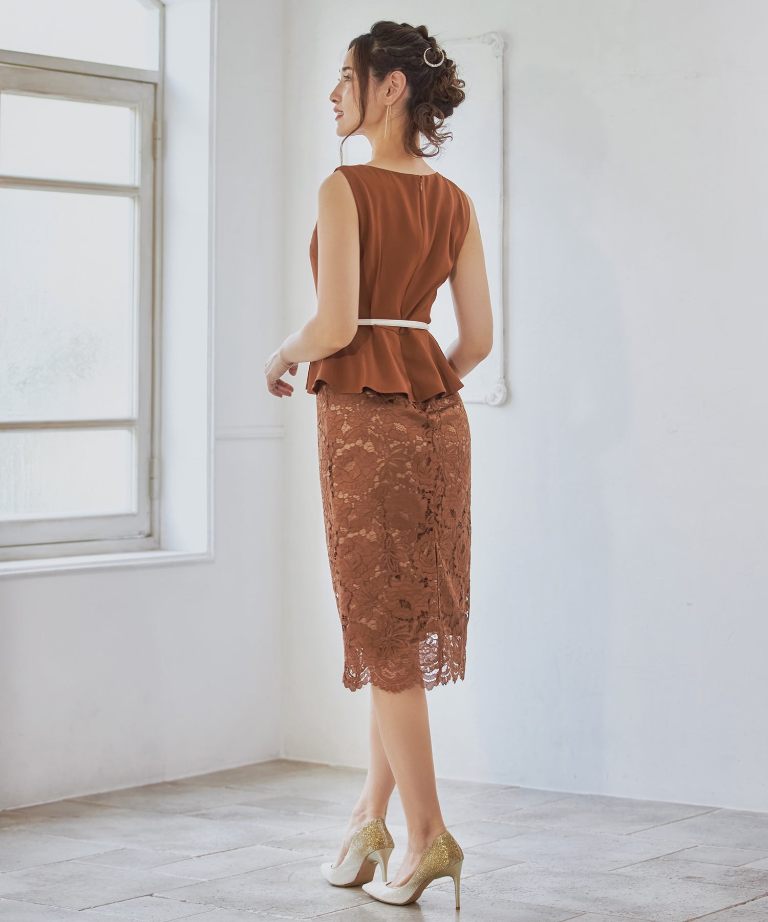 パーティードレス 結婚式 披露宴 二次会 ワンピース ノースリーブ 膝丈dsj0009