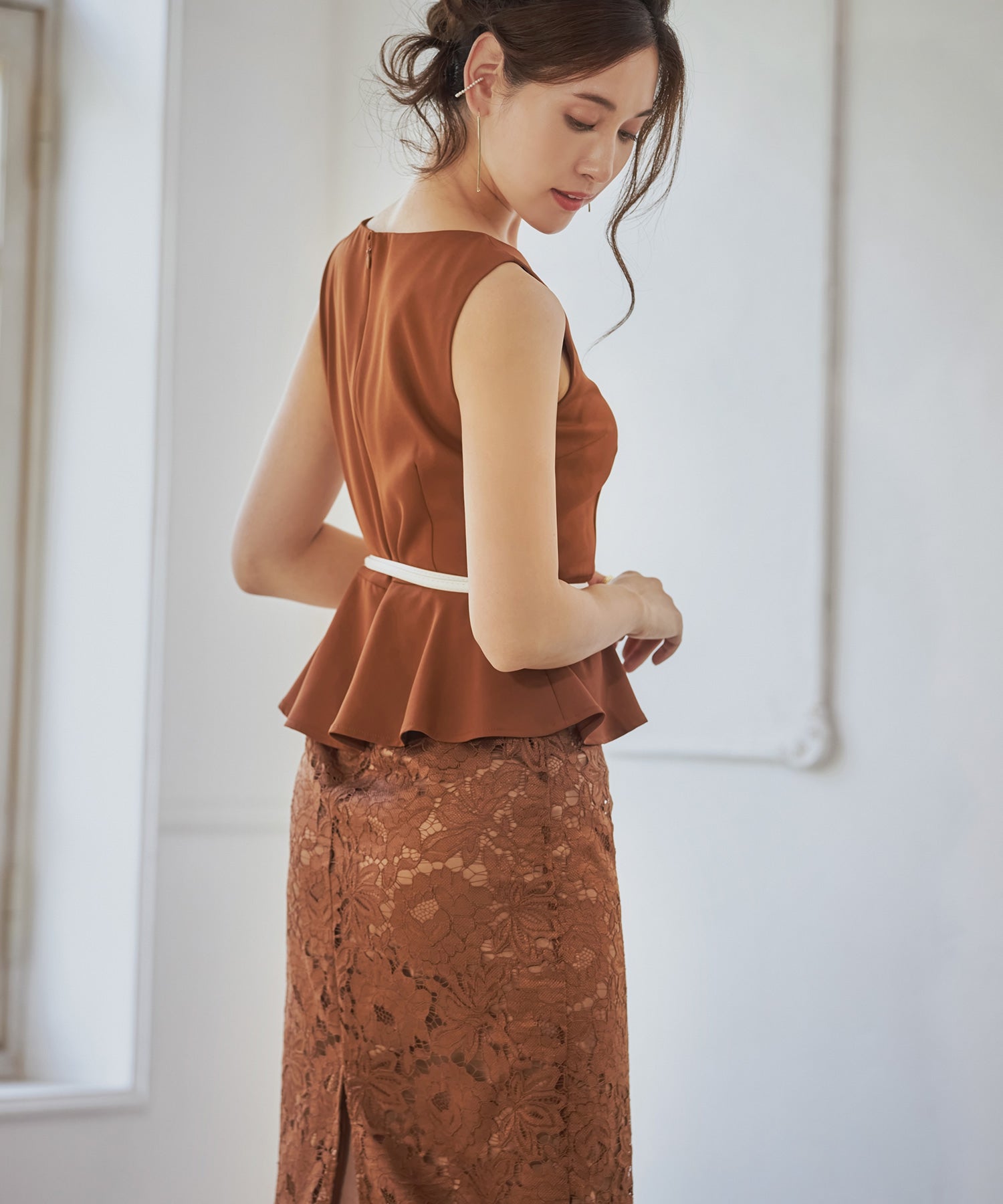 パーティードレス 結婚式 披露宴 二次会 ワンピース ノースリーブ 膝丈dsj0009