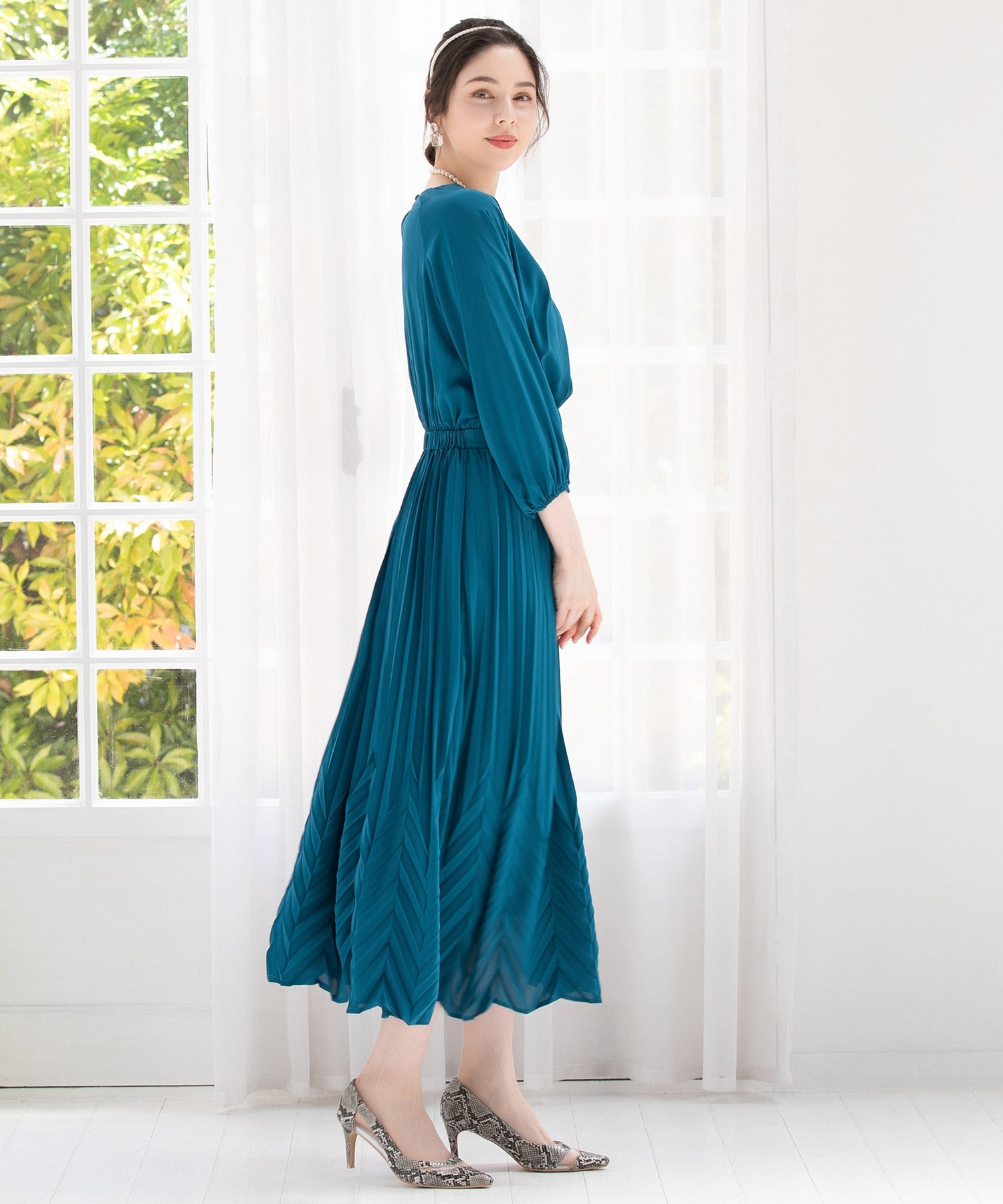 ワンピース Aライン プリーツ ミモレ丈 結婚式 パーティードレスdsj0065