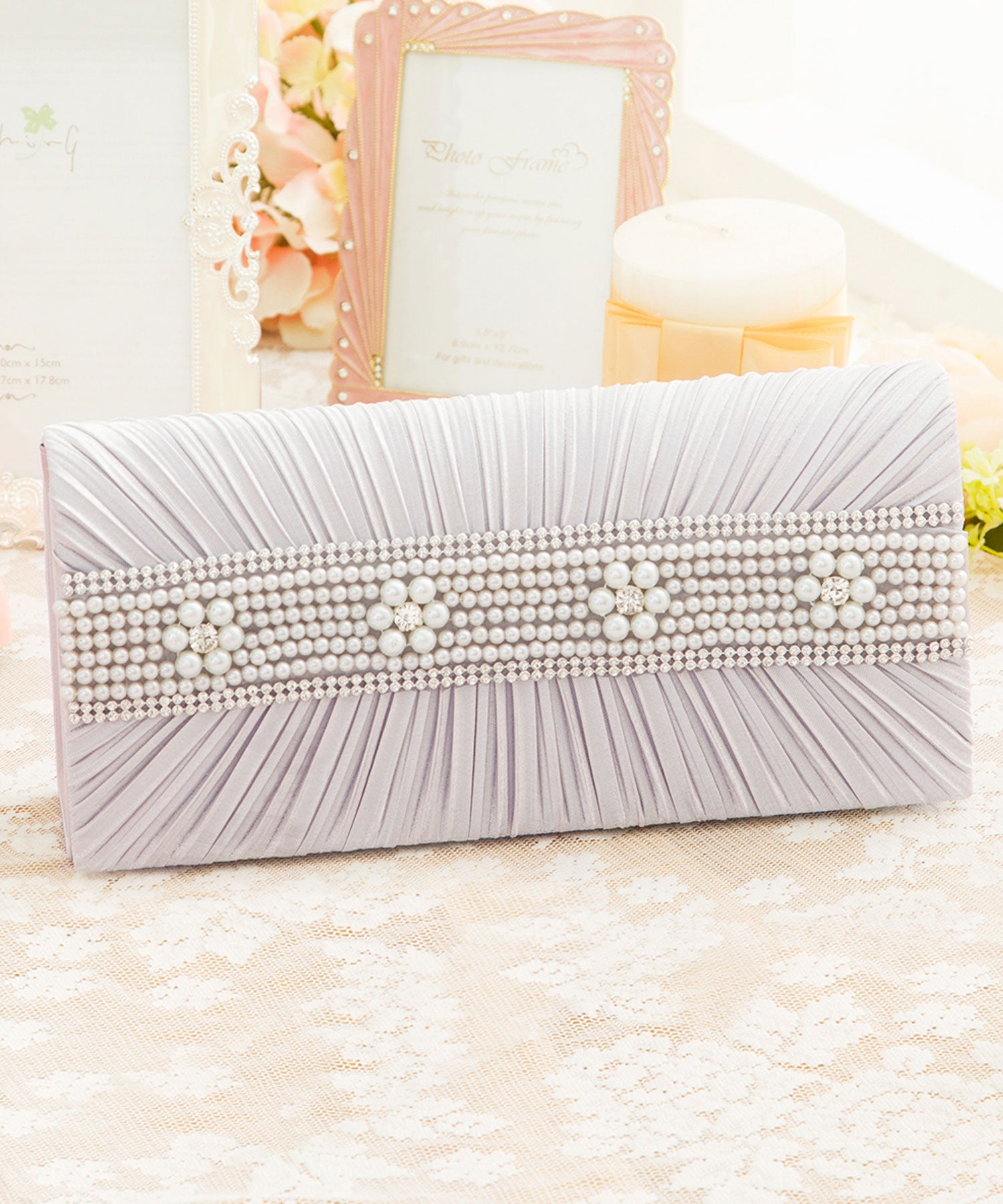 【結婚式・お呼ばれに使えるパーティーバッグ】プリーツパールビジュークラッチバッグcyb5539-f-silver