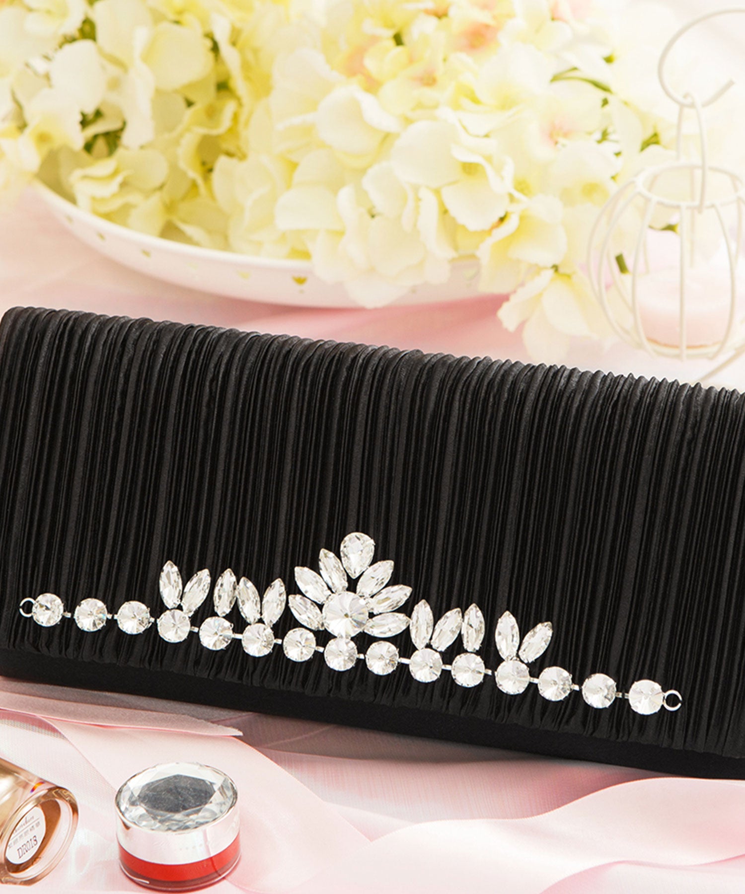 【結婚式・お呼ばれに使えるパーティーバッグ】ビジューラディアルサテンクラッチバッグcyb5561-f-black