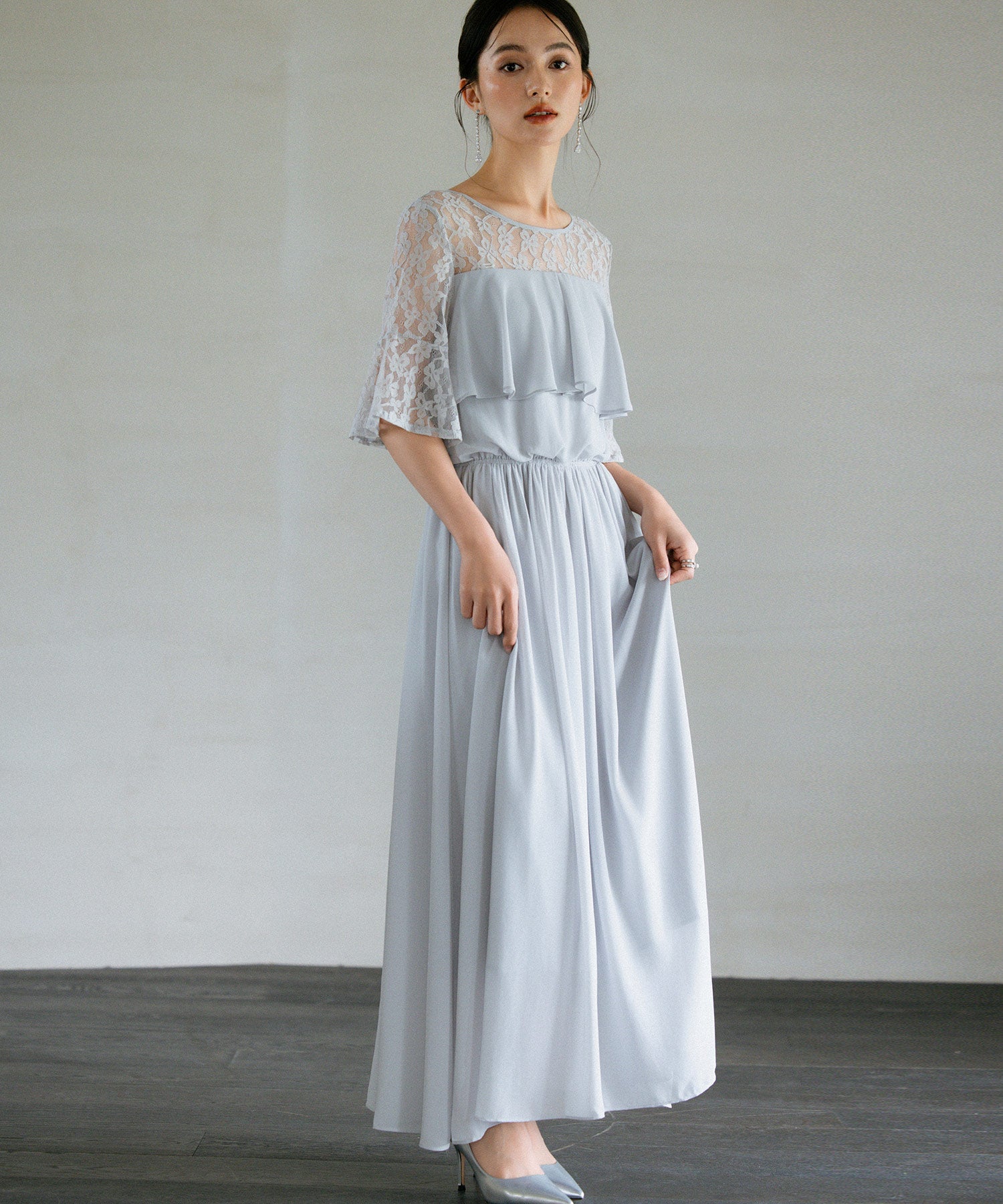 胸元フリルのレースドレス・結婚式ワンピース・お呼ばれパーティードレスcy88202