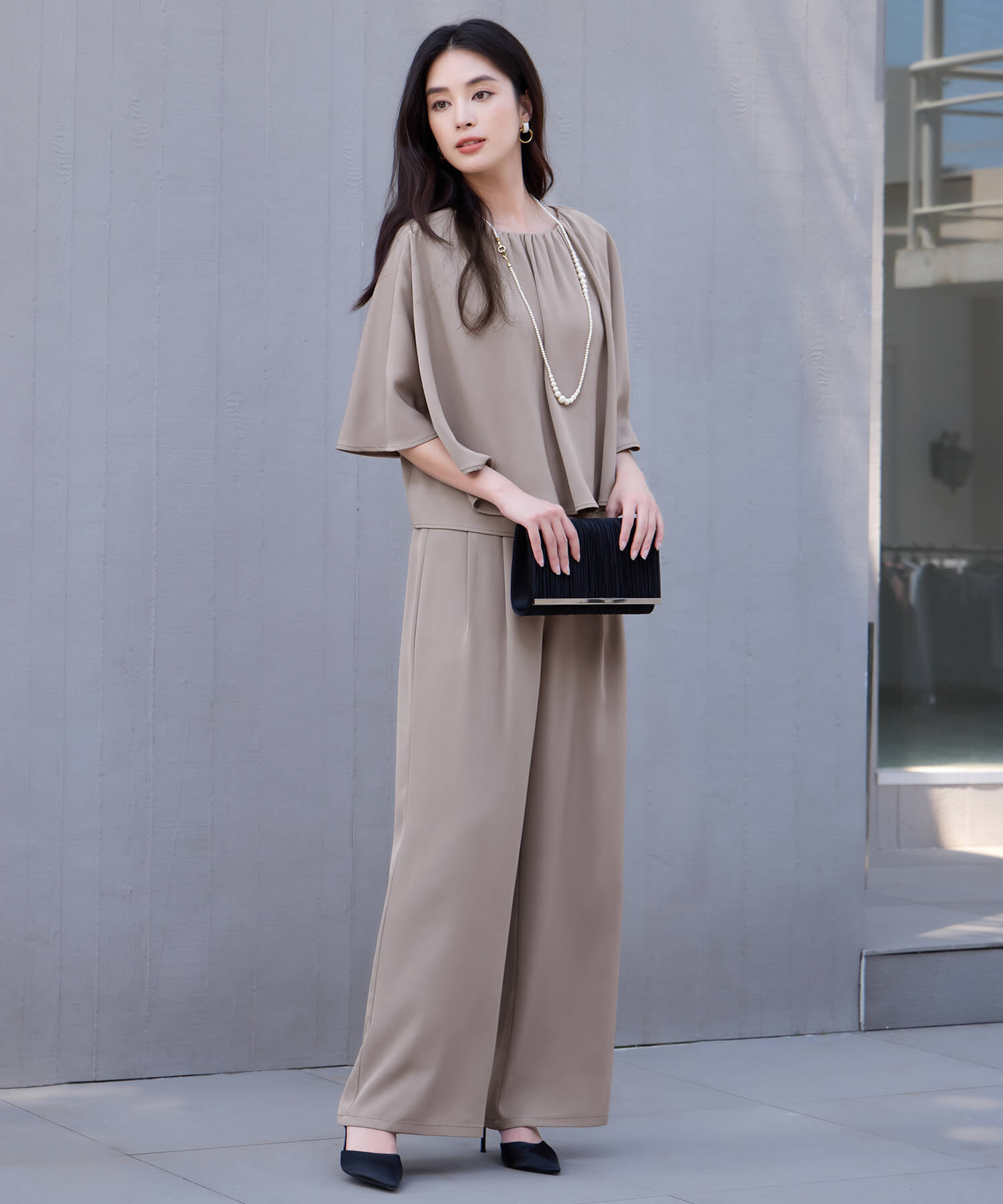 楽ちん×きれい見えの上下セットcy88631 ブラウン