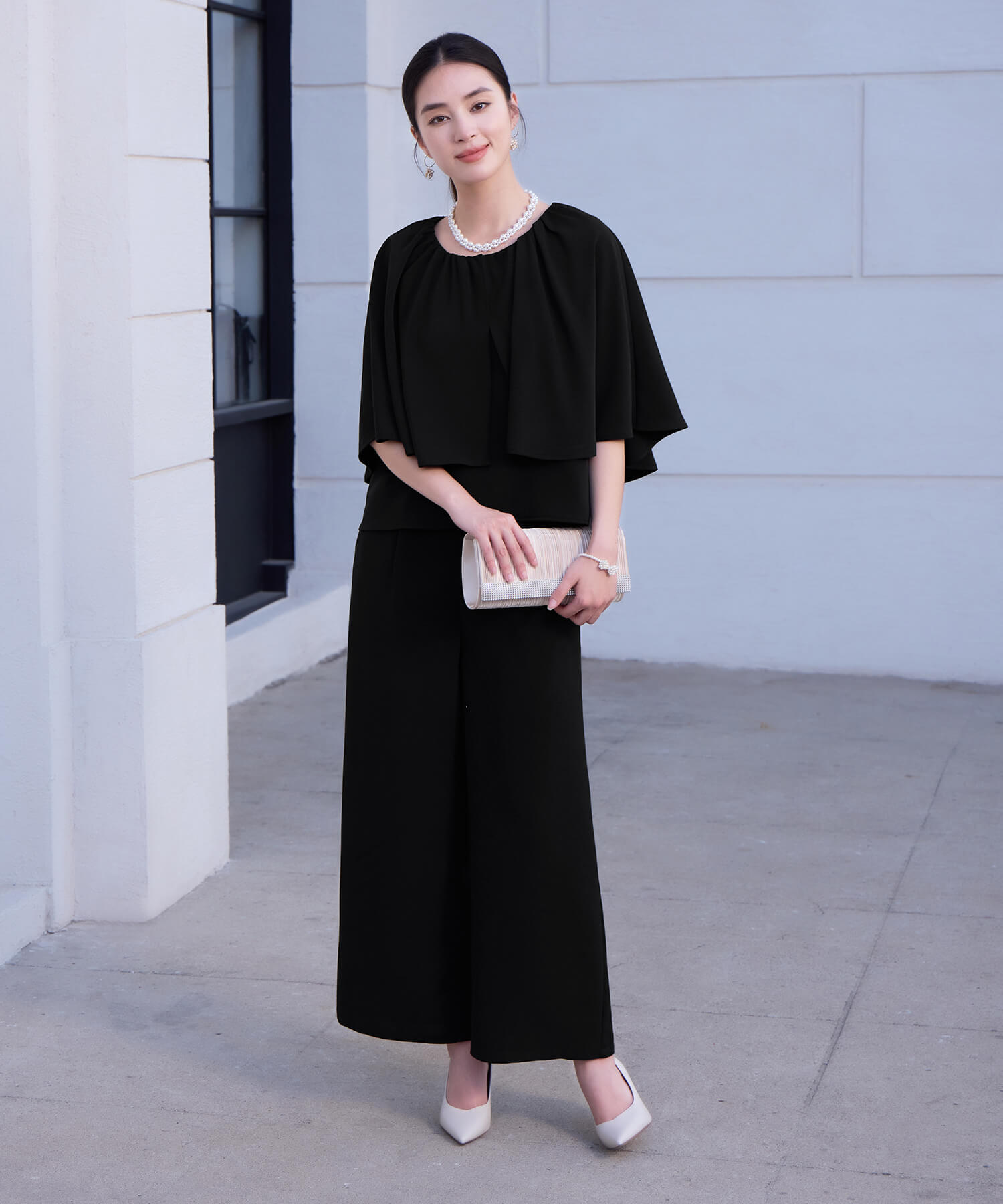 楽ちん×きれい見えの上下セットcy88631 ブラック