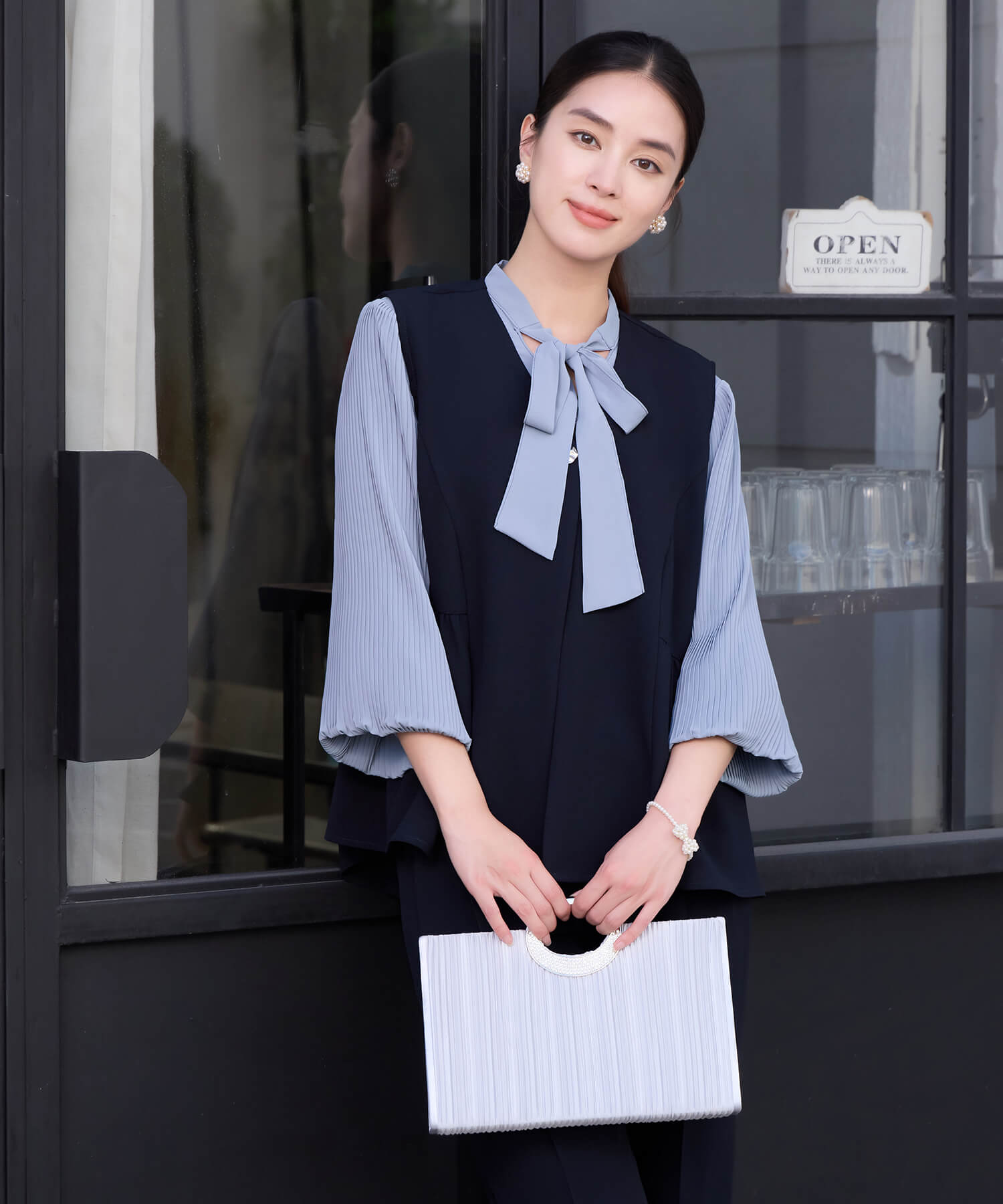 万能ペプラムパンツセットアップcy88639 ネイビー