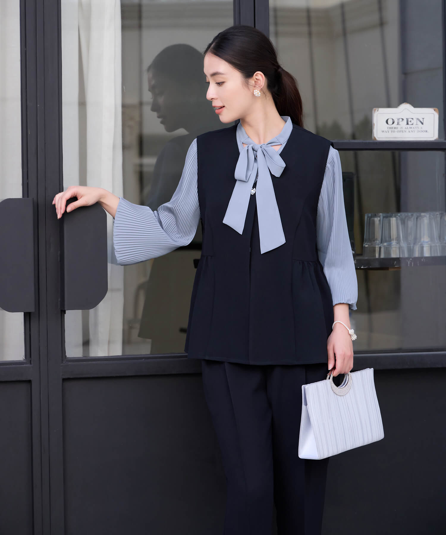 万能ペプラムパンツセットアップcy88639 ネイビー