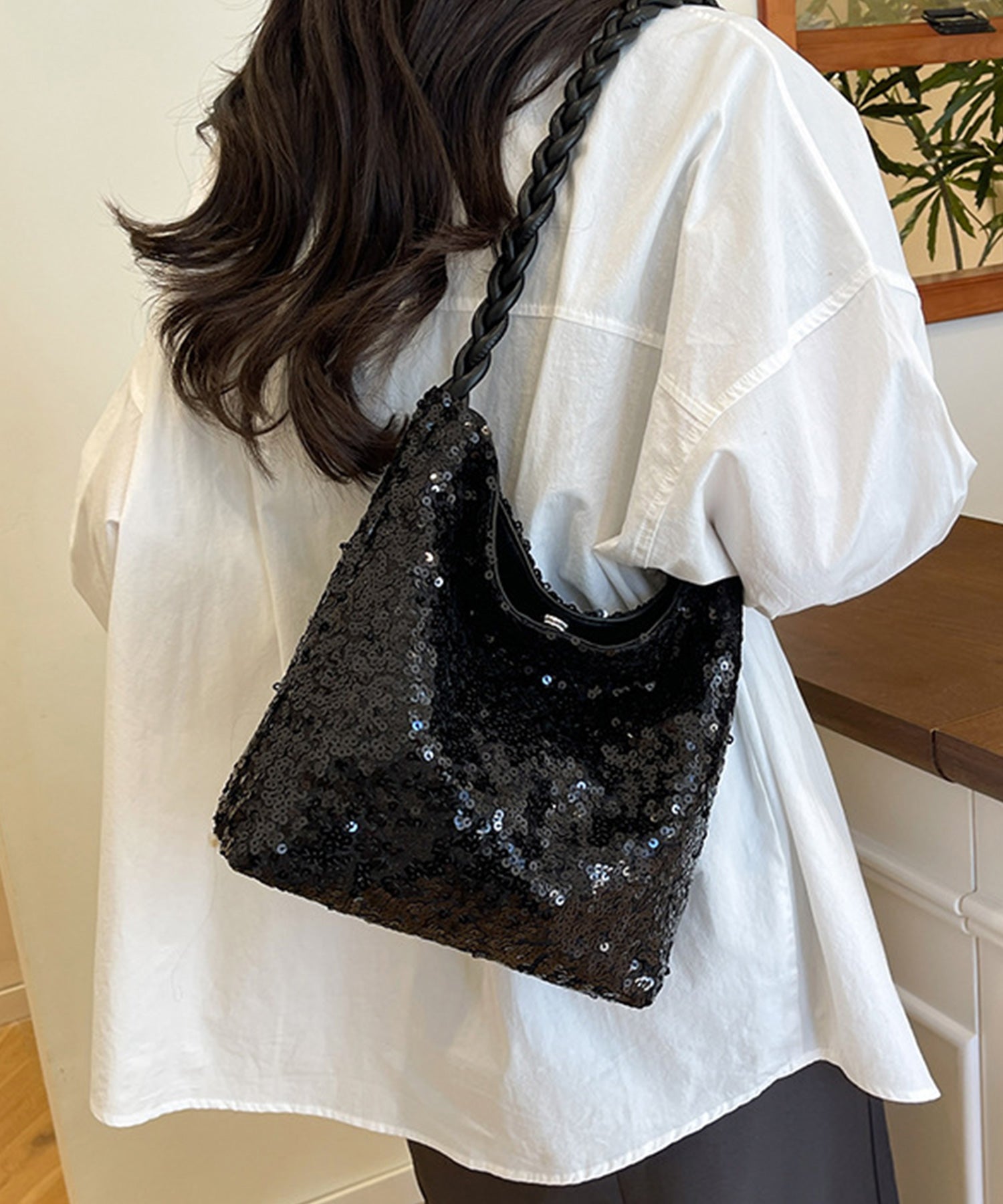 スパンコールショルダーバッグ 大容量dsb0022 ブラック