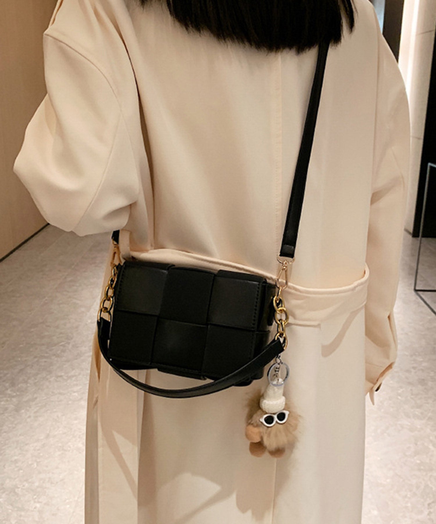 編み込みデザイン ショルダーバッグdsb0023-101-8