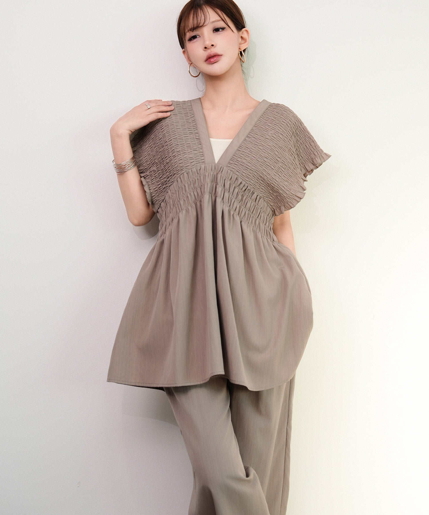 楊柳素材が涼しげなセットアップdsrb4517 ダークベージュ