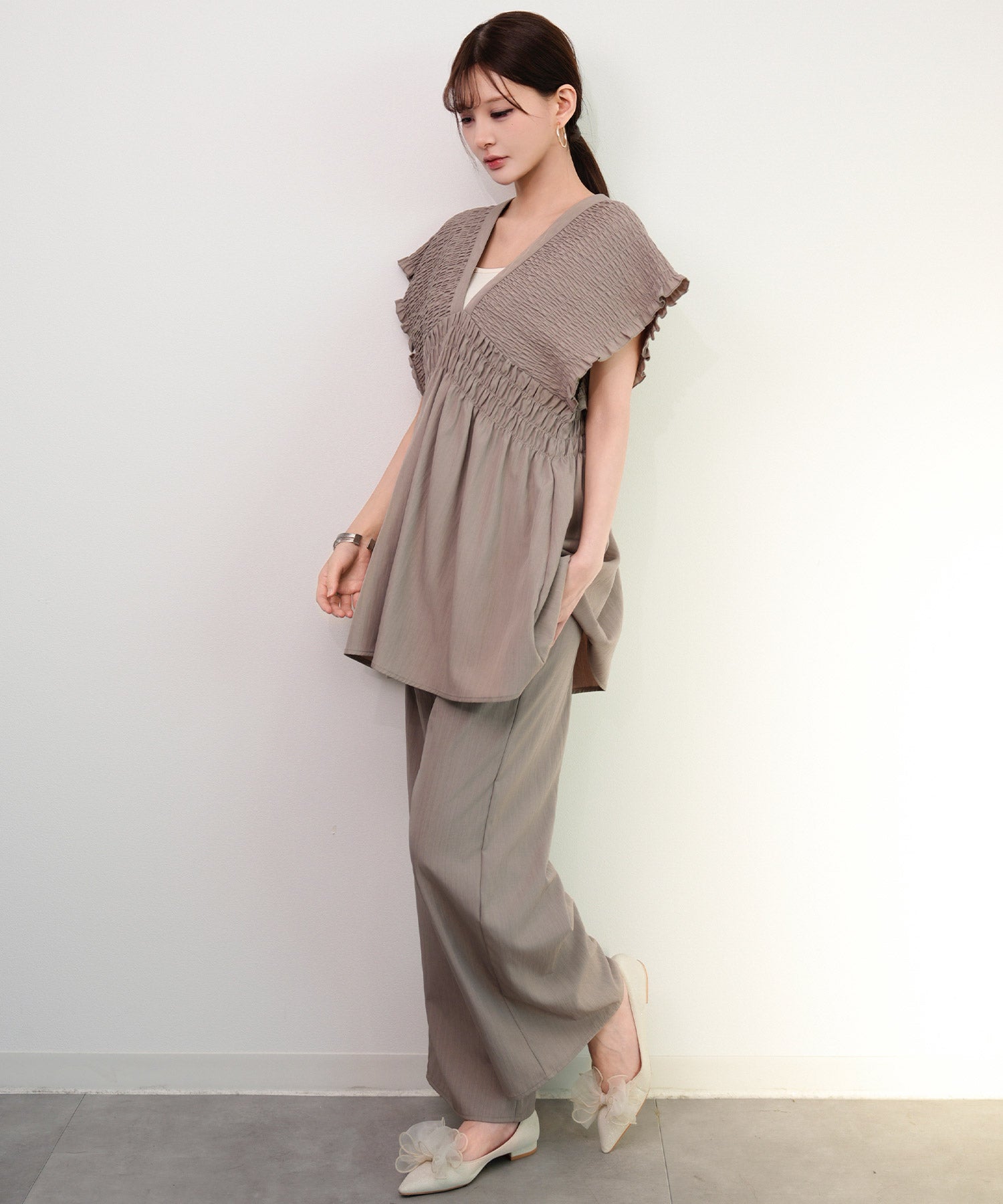 楊柳素材が涼しげなセットアップdsrb4517 ダークベージュ