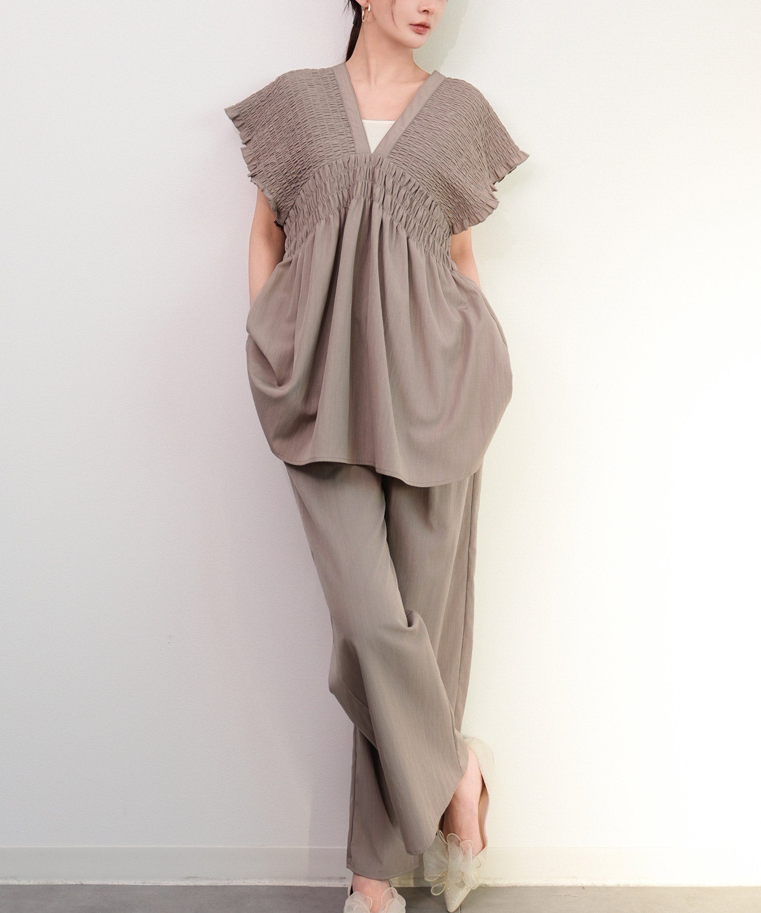 楊柳素材が涼しげなセットアップdsrb4517 ダークベージュ