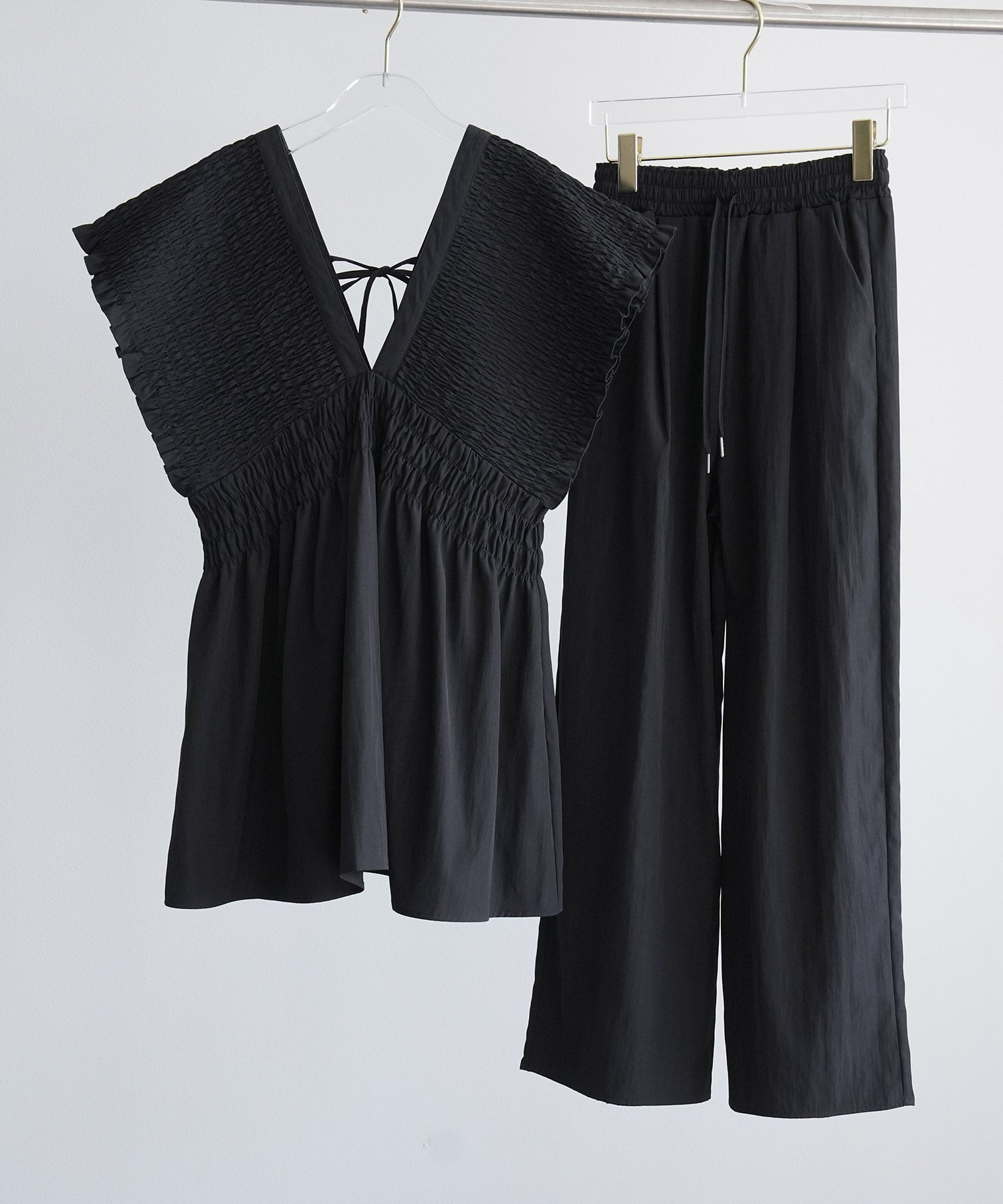 楊柳素材が涼しげなセットアップdsrb4517 ブラック