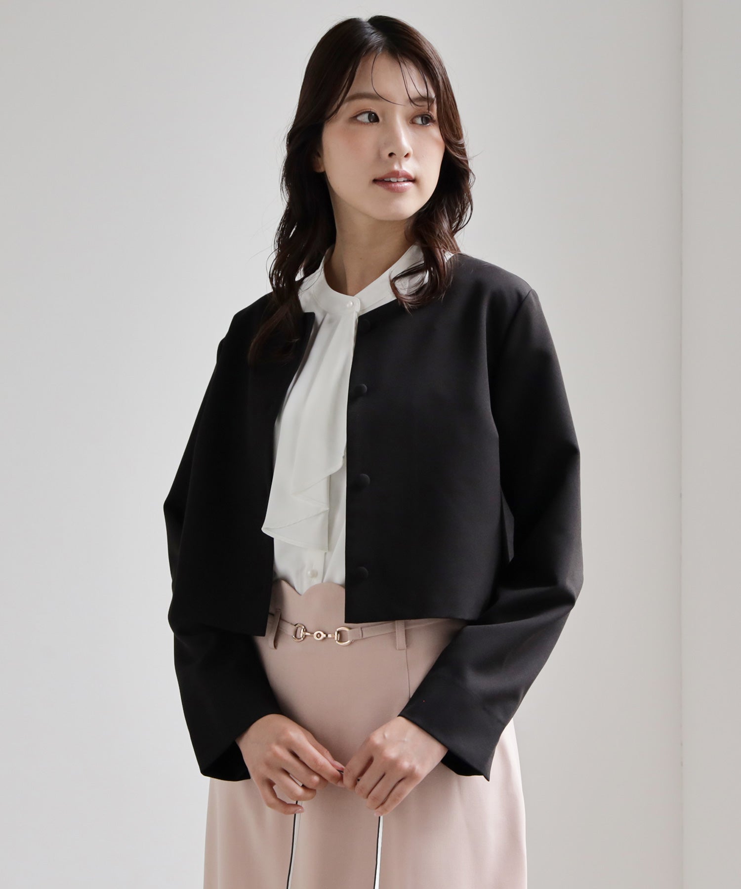 喪服にも使えるノーカラージャケット







dsy0140-103-8