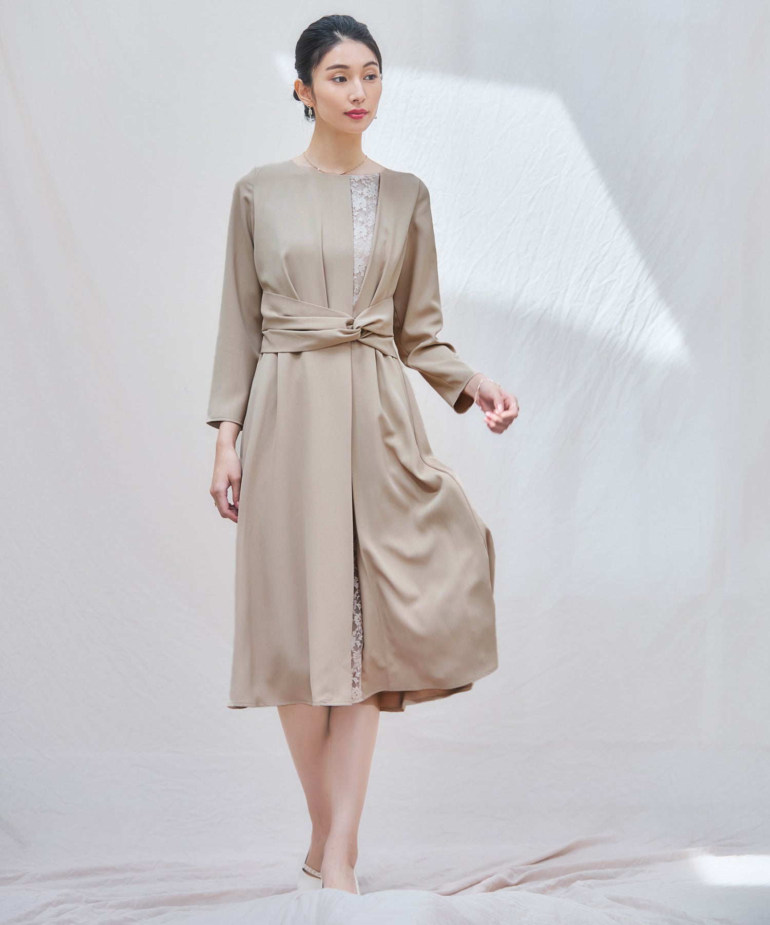 フォーマル ドレス ベージュ バルーンスリーブ刺繍ドレス(ベージュ)H1-392BE-M | OTONA DRESS