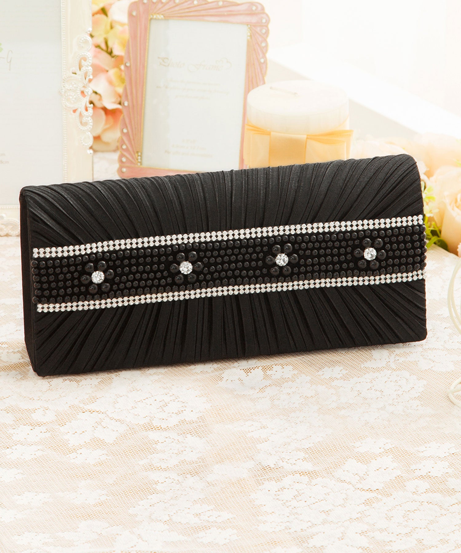 【結婚式・お呼ばれに使えるパーティーバッグ】プリーツパールビジュークラッチバッグcyb5539-f-black